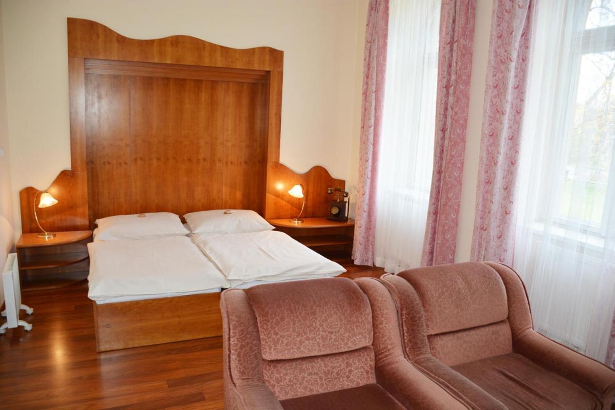 Hotel Zámeček na Čeladné Čeladná Extérieur photo